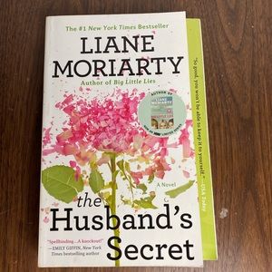 The Husband’s Secret Book